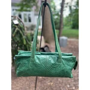 DIESEL $625 Women's Green Embossed Shoulder Bag